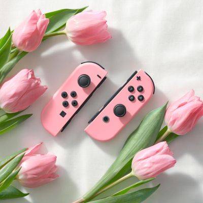 Tom Ivan - Will - A Pastel Pink Joy-Con set will launch alongside Princess Peach Showtime - videogameschronicle.com - Britain