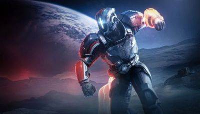 Destiny 2 and Mass Effect Collaboration Brings Free and Premium Normandy Crew-Inspired Goodies