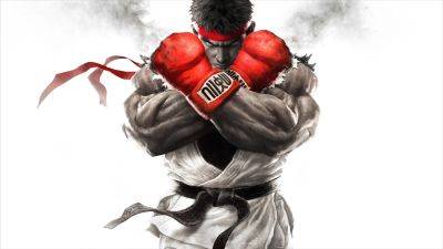 Chris Scullion - Capcom apologises for letting players down when Street Fighter 5 launched - videogameschronicle.com - Japan