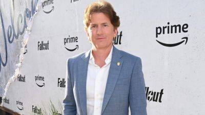 Todd Howard - Alessio Palumbo - Elder Scrolls - Jonathan Nolan - Elder Scrolls TV Show Unlikely to Happen, Says Howard – But He Felt the Same Way About Fallout Until He Met Nolan - wccftech.com