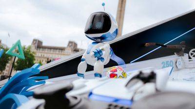 Astro Bot and giant PlayStation Pinball appear in London for the UEFA Champions League Final