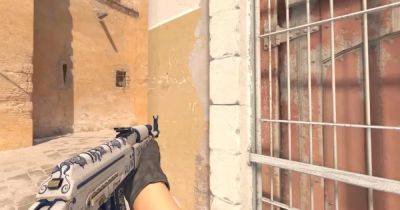 How to play left-handed in Counter-Strike 2