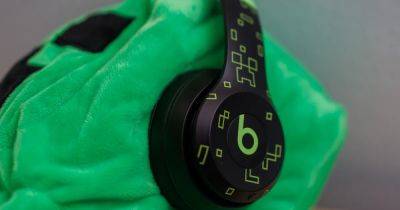 Minecraft-themed Beats Solo 4 is perfect for that Creeper in your life - digitaltrends.com