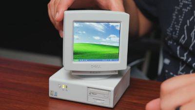 I give you the smolest gaming PC: A tiny desktop playing tiny Doom is the ultimate '90s nostalgia hit